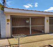 Casa para Venda, em Ribeirão Preto, bairro Independência, 2 dormitórios, 2 banheiros, 1 suíte, 1 vaga
